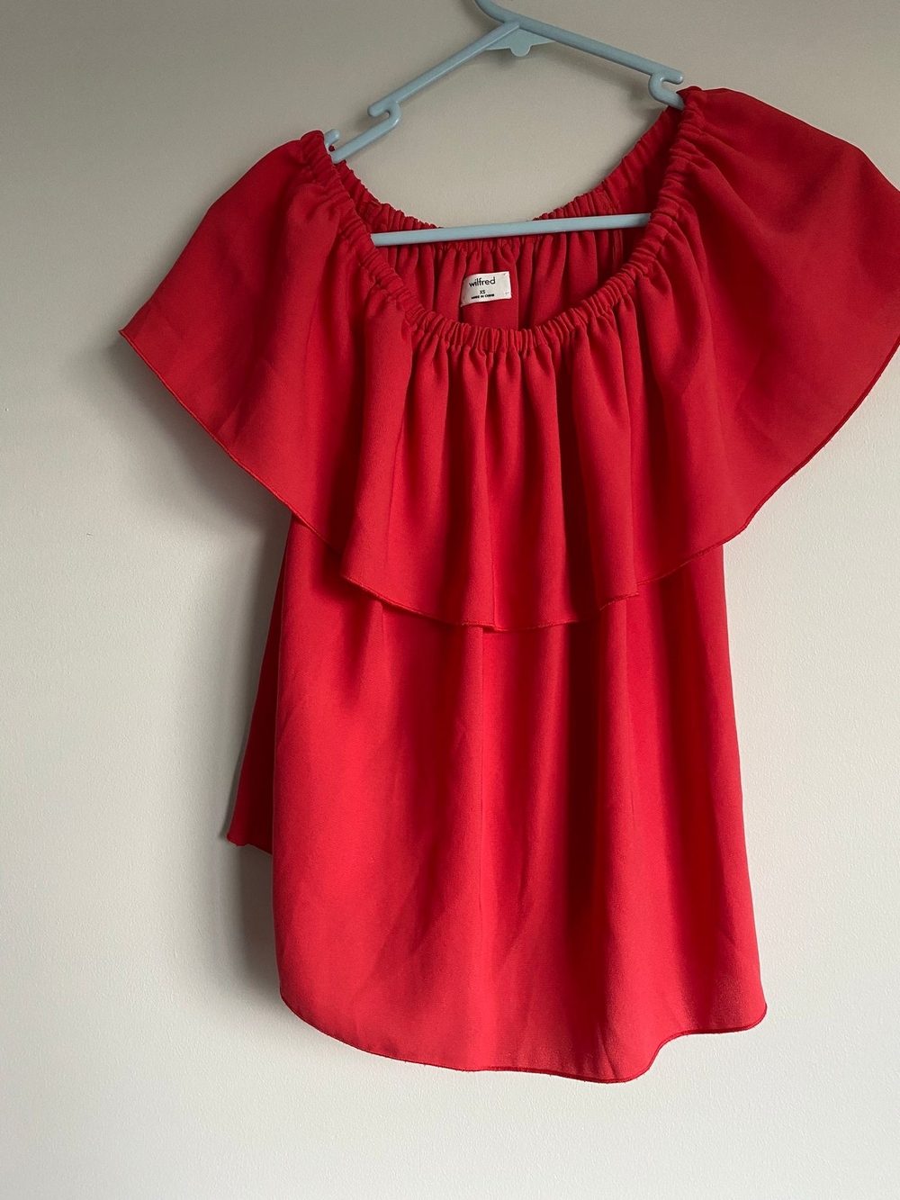 Wilfred Red Off-Shoulder Ruffle Top Ptp 17'' - Picture 12 of 16